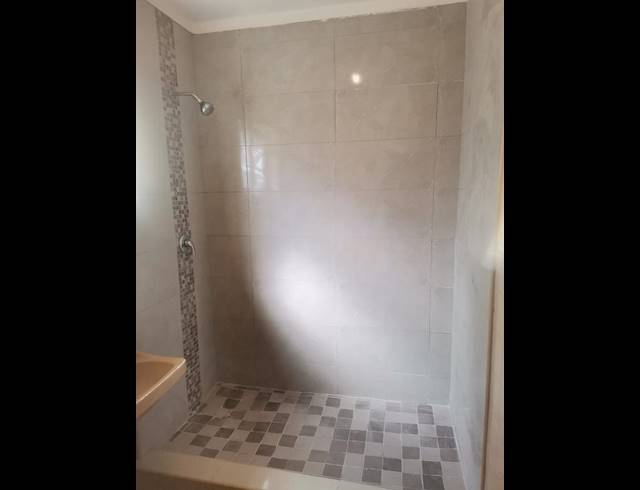 1 BEDROOM APARTMENT FOR SALE IN OVERPORT
